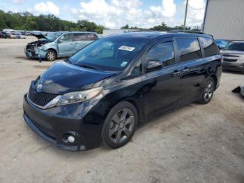  Salvage Toyota Sienna