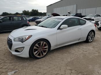  Salvage Hyundai Genesis