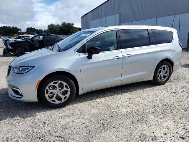  Salvage Chrysler Pacifica