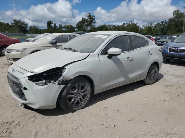  Salvage Toyota Yaris