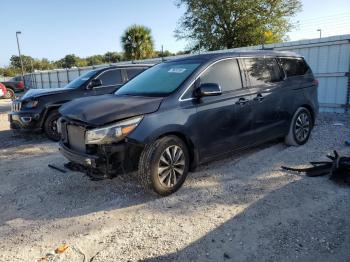  Salvage Kia Sedona