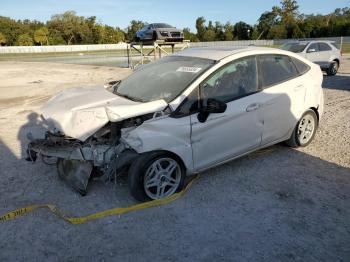  Salvage Ford Fiesta