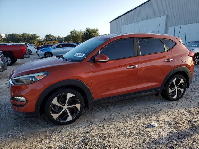  Salvage Hyundai TUCSON