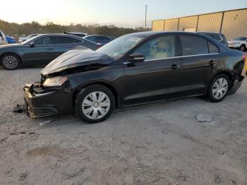  Salvage Volkswagen Jetta