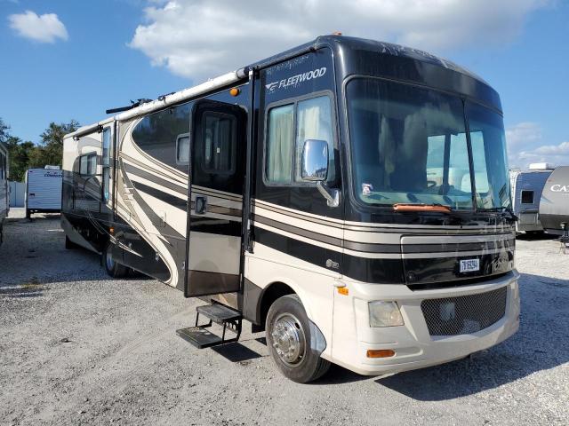  Salvage Workhorse Custom Cha Motorhome