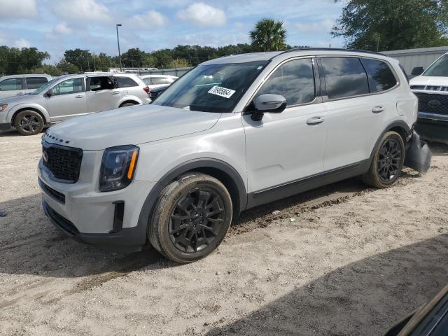  Salvage Kia Telluride