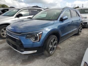  Salvage Kia Niro