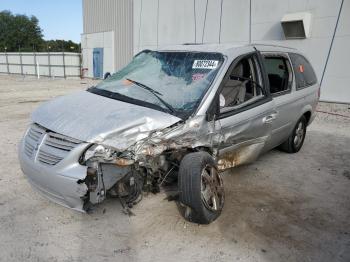  Salvage Dodge Caravan