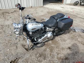  Salvage Harley-Davidson Flhcs