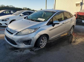  Salvage Ford Fiesta