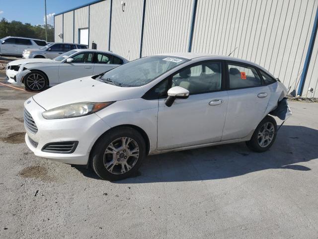  Salvage Ford Fiesta