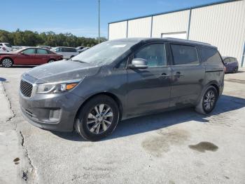  Salvage Kia Sedona