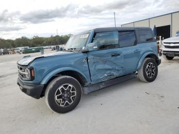  Salvage Ford Bronco