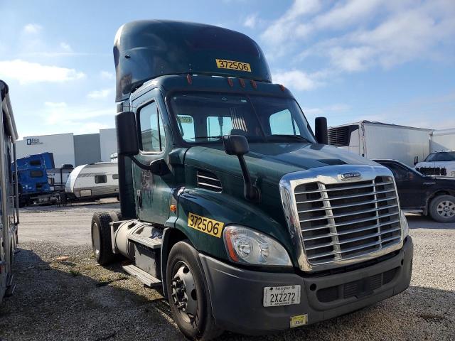  Salvage Freightliner Cascadia 1