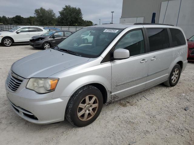  Salvage Chrysler Minivan