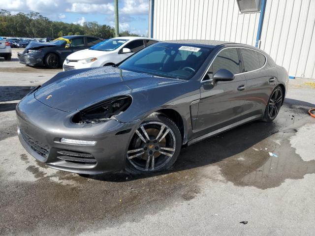  Salvage Porsche Panamera