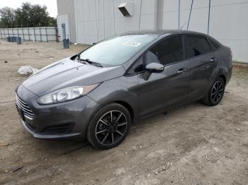  Salvage Ford Fiesta