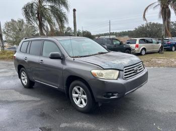  Salvage Toyota Highlander