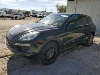  Salvage Porsche Cayenne