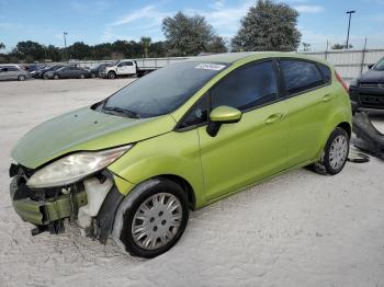  Salvage Ford Fiesta