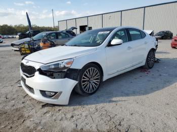  Salvage Kia Cadenza