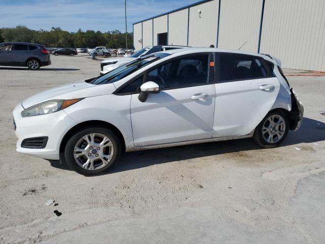  Salvage Ford Fiesta