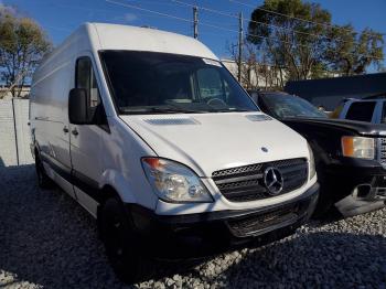  Salvage Mercedes-Benz Sprinter