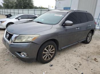  Salvage Nissan Pathfinder