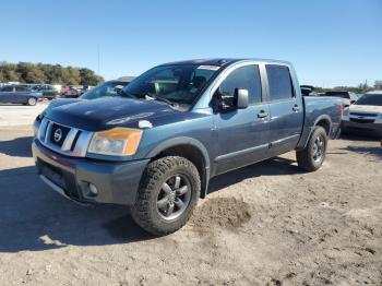  Salvage Nissan Titan