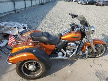  Salvage Harley-Davidson Fl