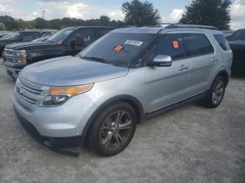  Salvage Ford Explorer