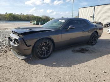  Salvage Dodge Challenger