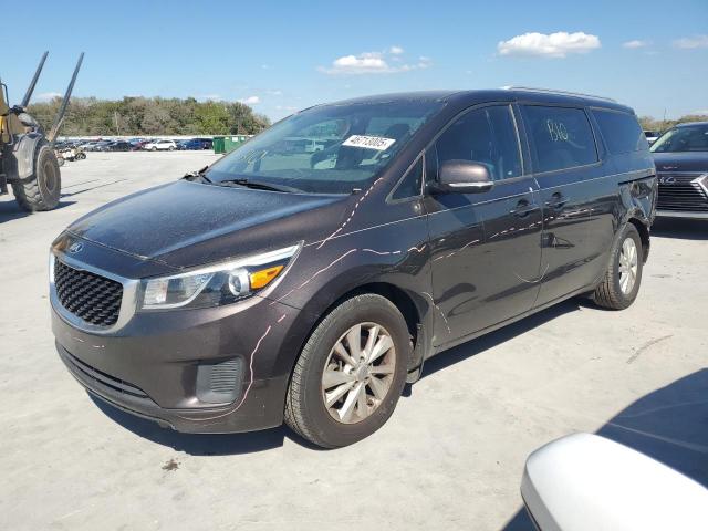  Salvage Kia Sedona