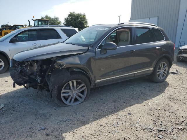  Salvage Volkswagen Touareg