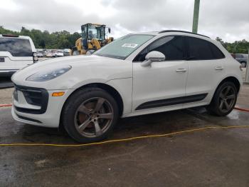  Salvage Porsche Macan Base