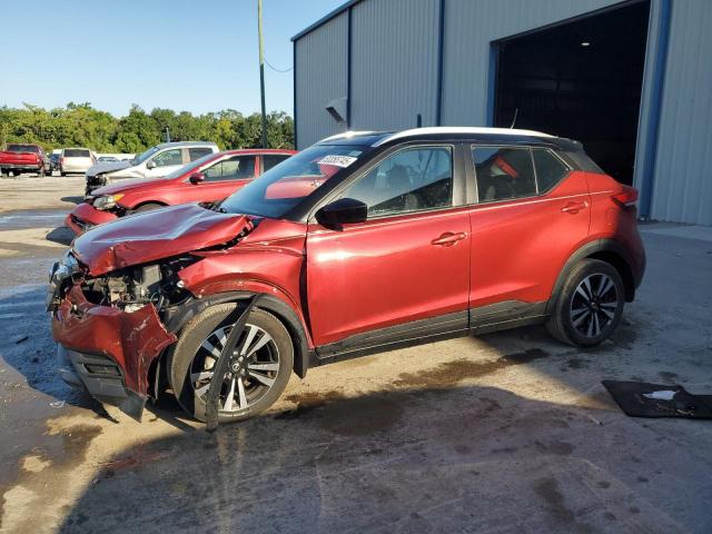  Salvage Nissan Kicks
