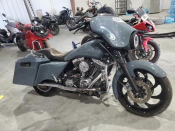  Salvage Harley-Davidson Fl