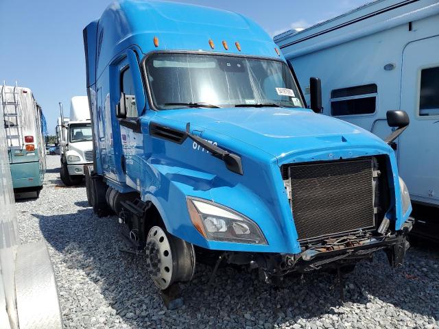  Salvage Freightliner Cascadia 1