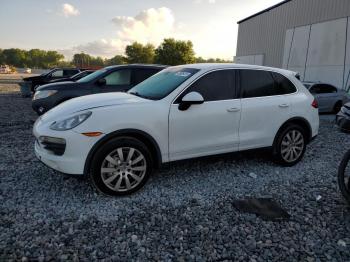  Salvage Porsche Cayenne
