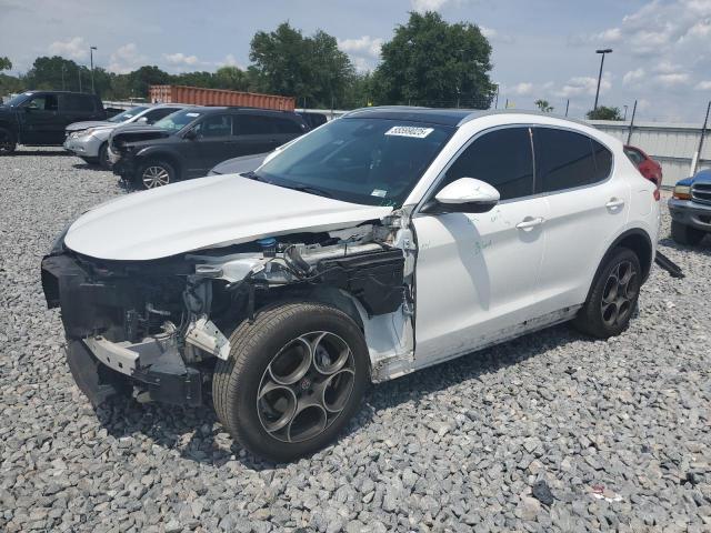  Salvage Alfa Romeo Stelvio