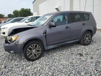  Salvage Mitsubishi Outlander
