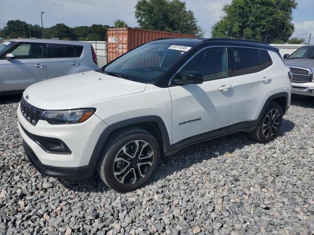  Salvage Jeep Compass