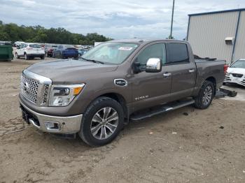  Salvage Nissan Titan