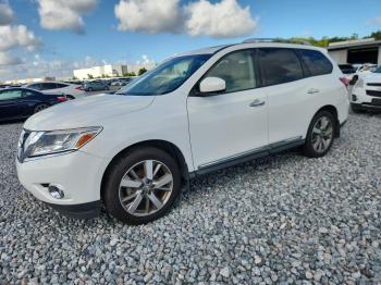  Salvage Nissan Pathfinder