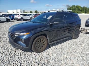  Salvage Hyundai TUCSON