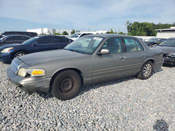  Salvage Ford Crown Vic
