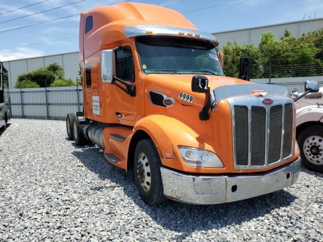  Salvage Peterbilt 579