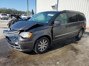  Salvage Chrysler Minivan