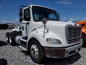  Salvage Freightliner M2