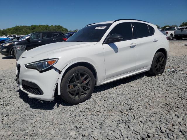 Salvage Alfa Romeo Stelvio